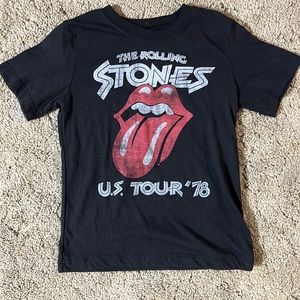 LN The Rolling Stones black shirt 5T